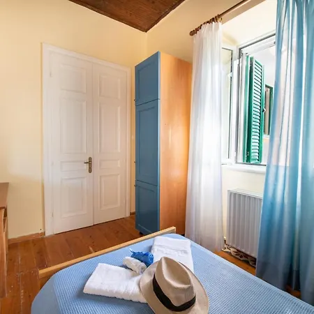 The Old Well, Spacious House In North Corfu Сasa de vacaciones Peritheia
